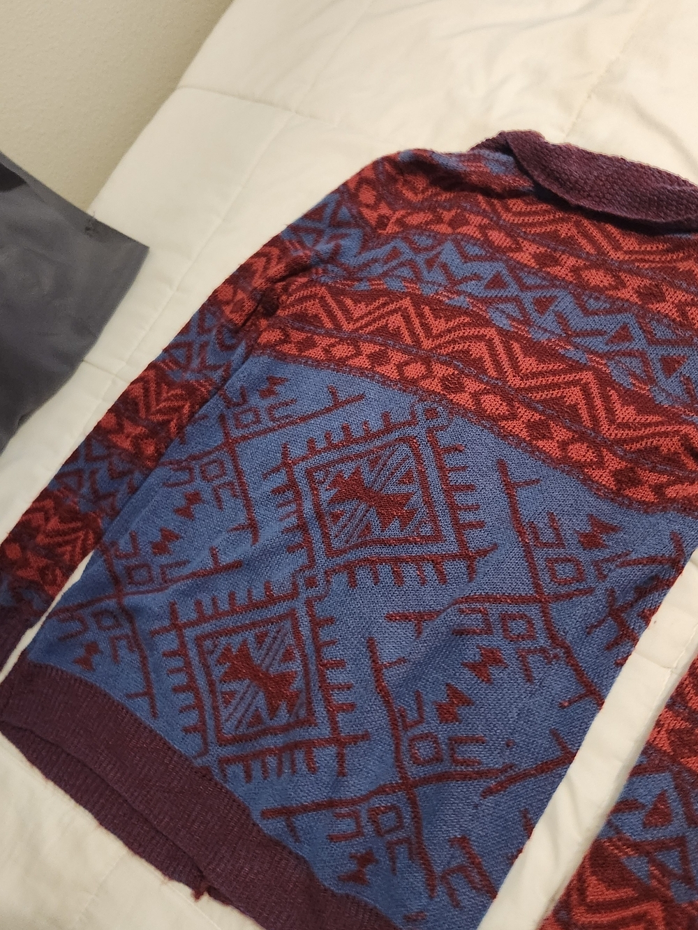 Charming Charlie Open-Front Geometric Cardigan in Blue and Burgundy - Picture 3 of 3